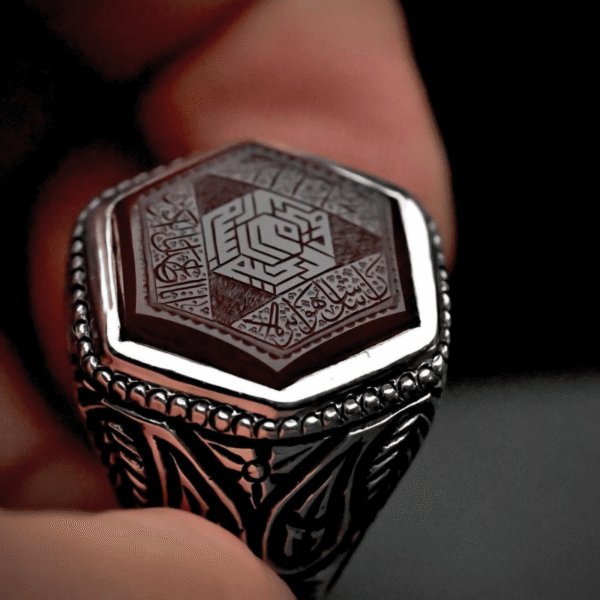 Red pomegranate Yemeni agate with a distinctive hexagonal cut - Image 5